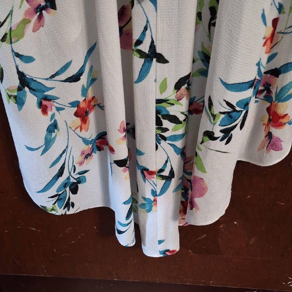 Floral Ruffle Mini Dress - Picture 7 of 7